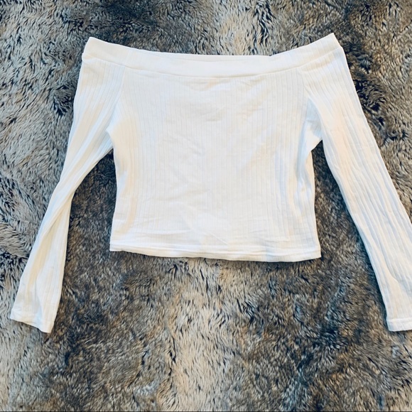 Tops - 3 FOR $15! Off The Shoulder Ribbed Top Size M